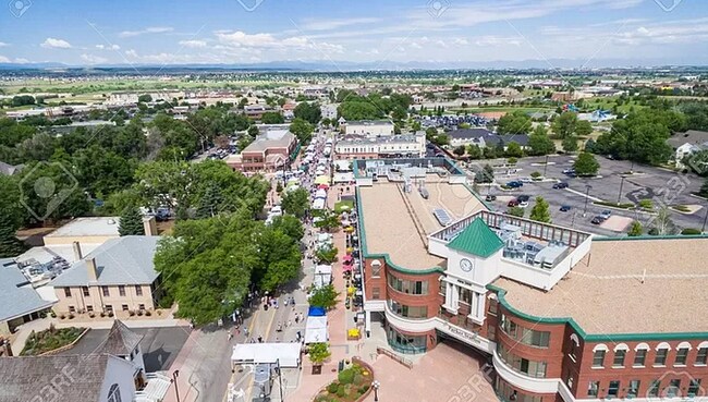 Building Photo - 7201 Dove Ct