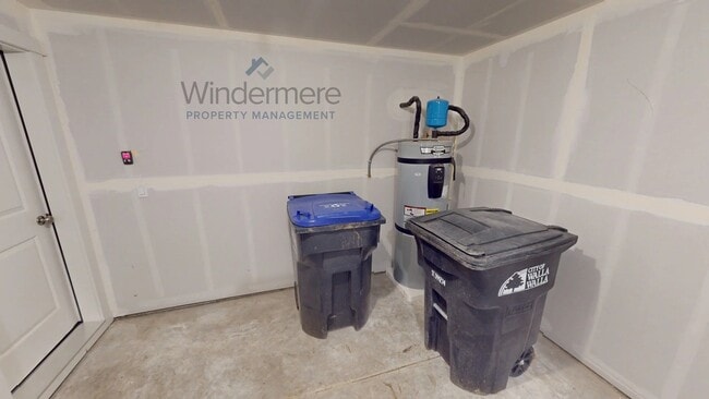 Building Photo - 221 Laurel St