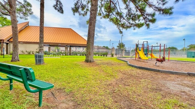 Building Photo - 6438 Alisa Ln