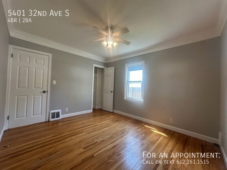 Building Photo - 5401 S 32nd Ave