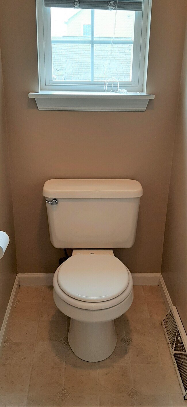 Building Photo - 509 Baldwin Ln