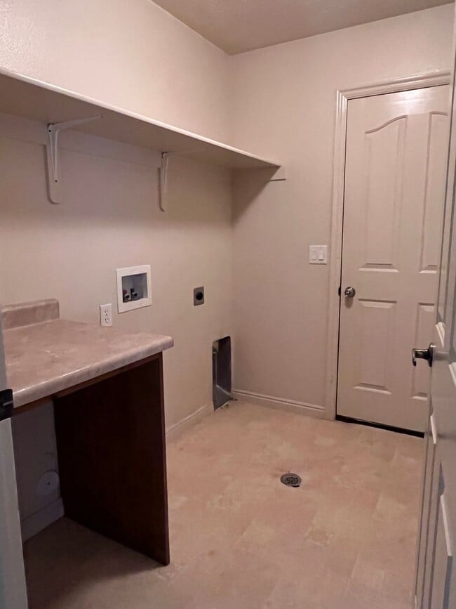Building Photo - Great 3 bedroom 2 bath home in St George!