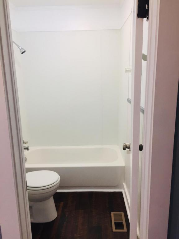 Building Photo - 2500 Kildare St NW