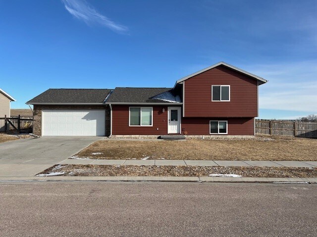 Primary Photo - 108 Hayden Dr