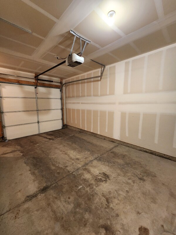 Building Photo - 3335 Apple Blossom Ln