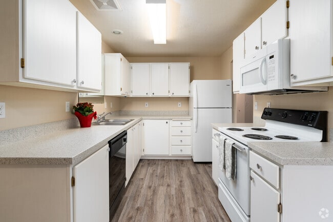 Interior Photo - Cherry Apartments