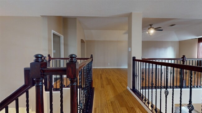 Building Photo - 21050 Florette Ln