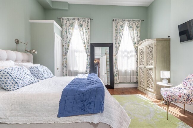 Building Photo - 78 W Concord St