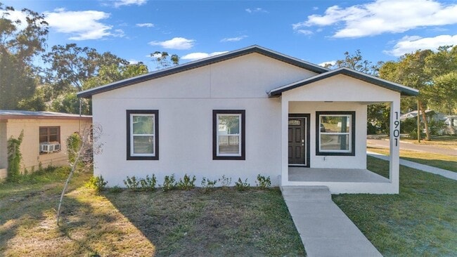 Primary Photo - 1901 31st St S