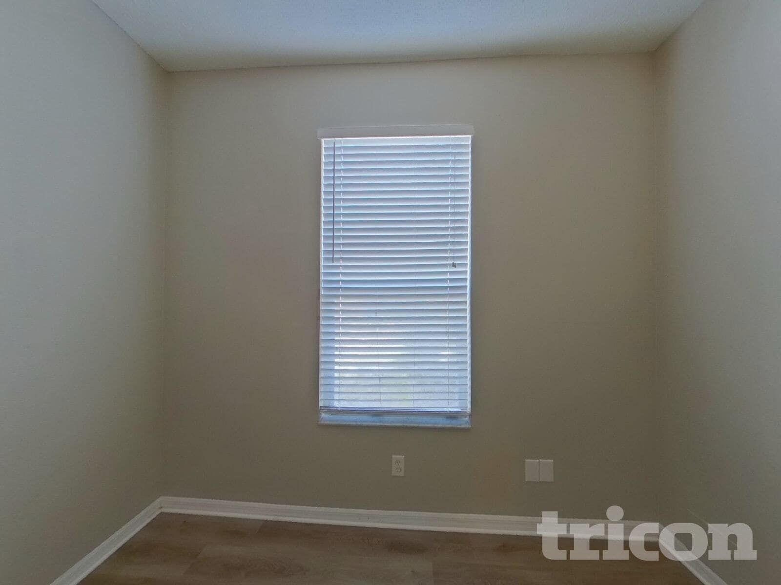 Building Photo - 10314 Goldenbrook Way