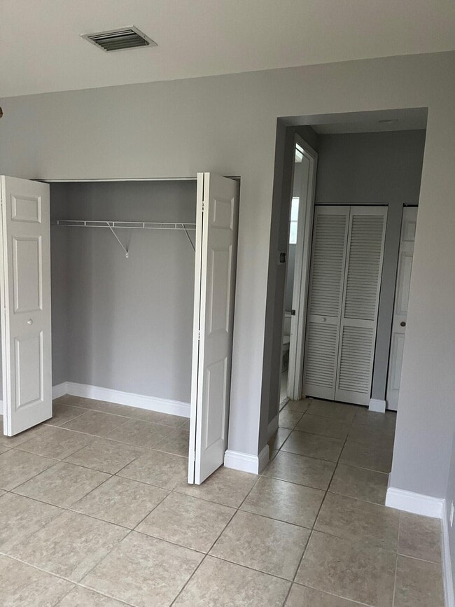 Building Photo - 9357 Osprey Isles Blvd