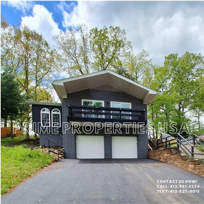 Primary Photo - 223 Columbia Dr