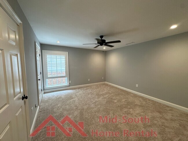 Building Photo - 1965 Cordes Rd