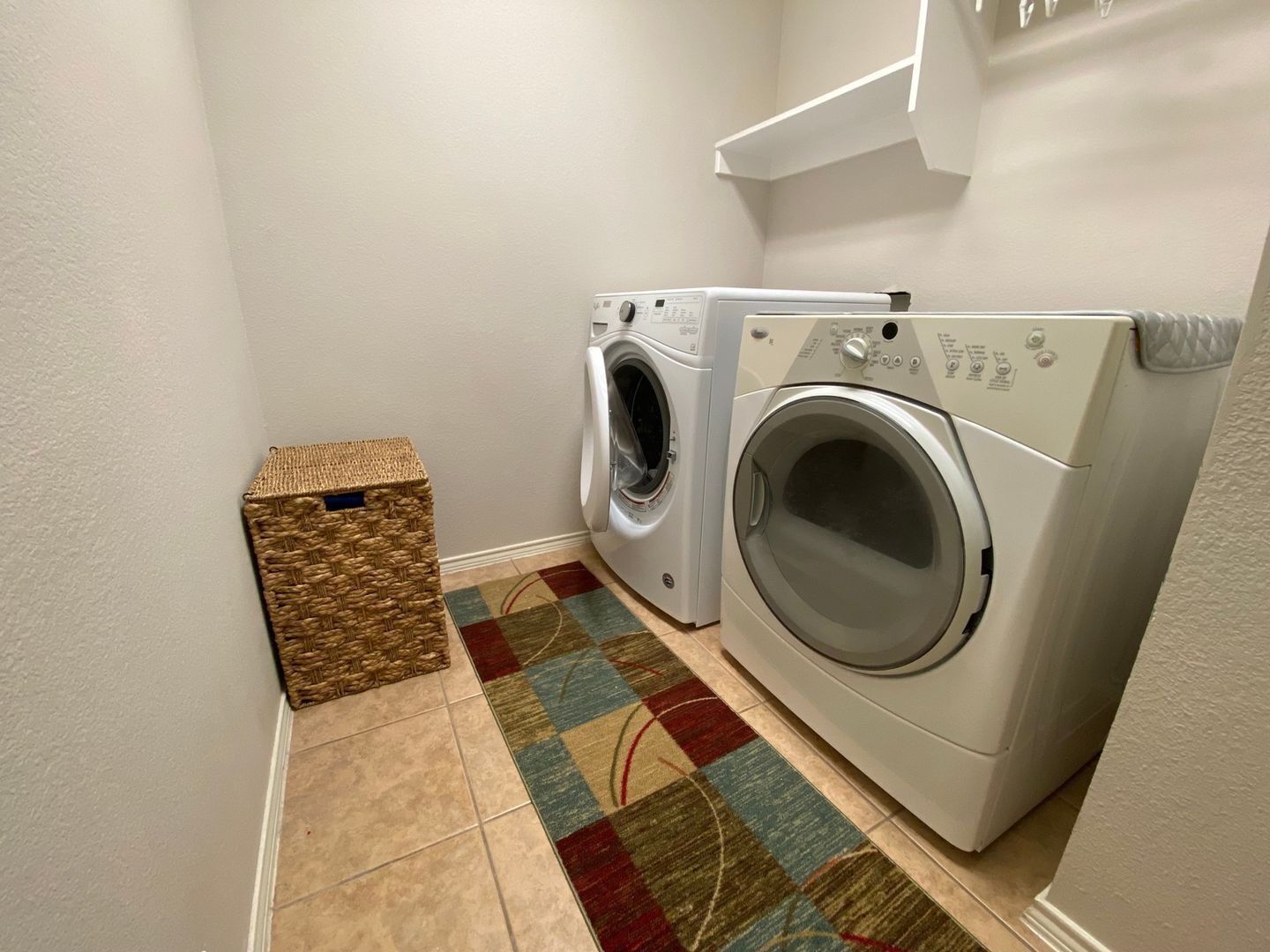 Building Photo - 2218 Central Park Ln