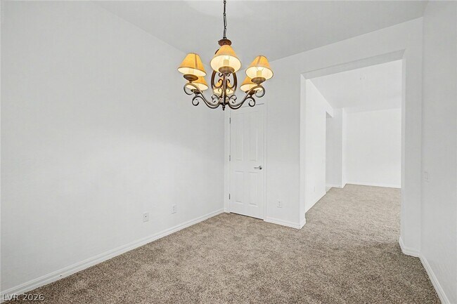 Building Photo - 2608 Romarin Terrace