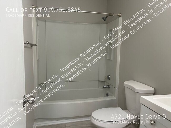 Building Photo - 4720 Hoyle Dr