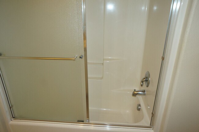 Building Photo - Beaverton Luxury Condo - Tanasbourne area