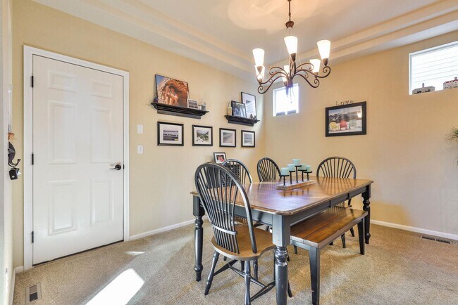 Building Photo - 2 Bedroom 2 Bath home in Observatory Village