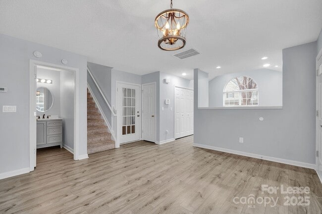 Building Photo - 8041 Christmas Ct