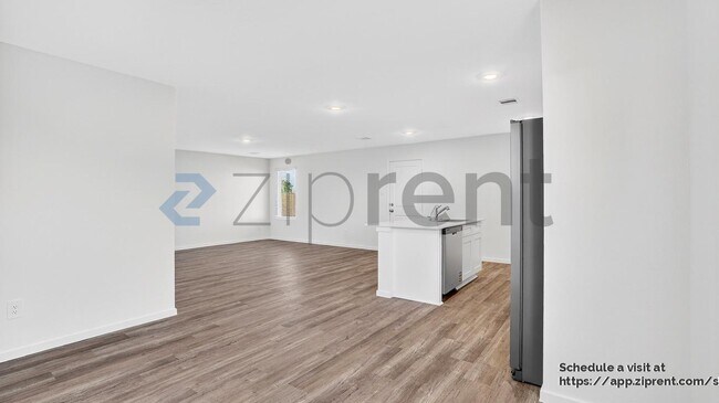 Building Photo - 3104 Nori Shores Dr