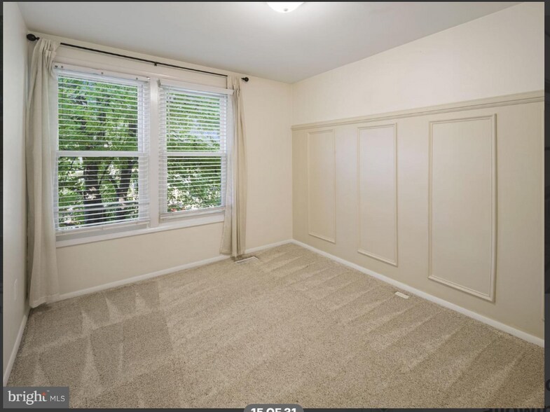 Building Photo - 5523 Inverness Woods Ct