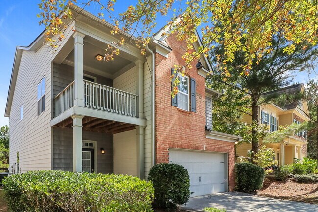 Building Photo - 251 Palisades Dr