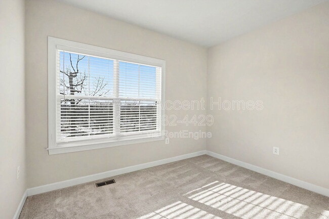 Building Photo - 2838 Dart Dr