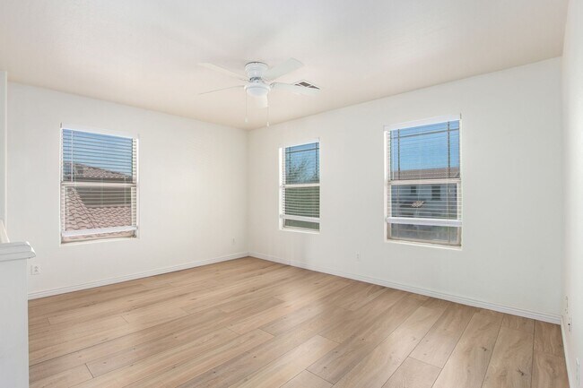 Building Photo - 3 Bedroom 2.5  Bathroom  - Villages at Ran...