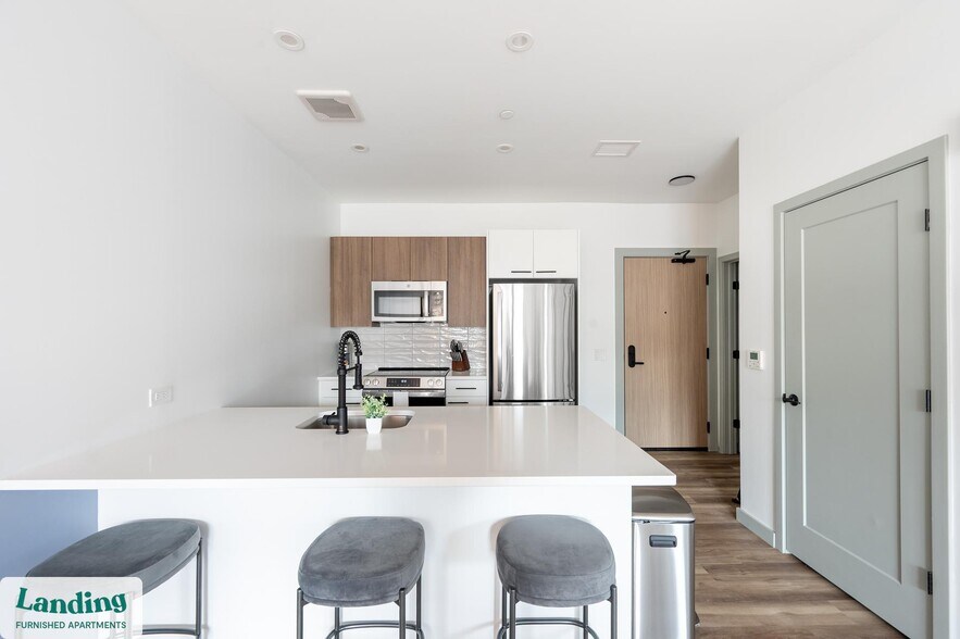 Building Photo - 39 Railroad Ave