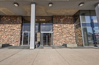 Building Photo - 7234 W North Ave