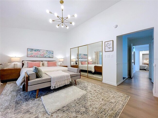 Building Photo - 4646 La Jolla Dr