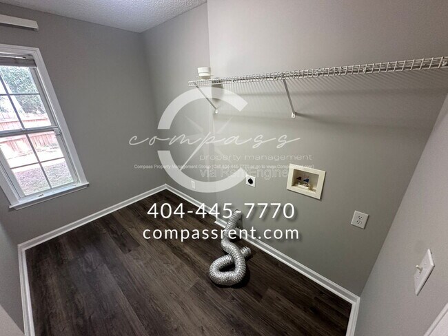 Building Photo - 2106 Clearvista Dr NW