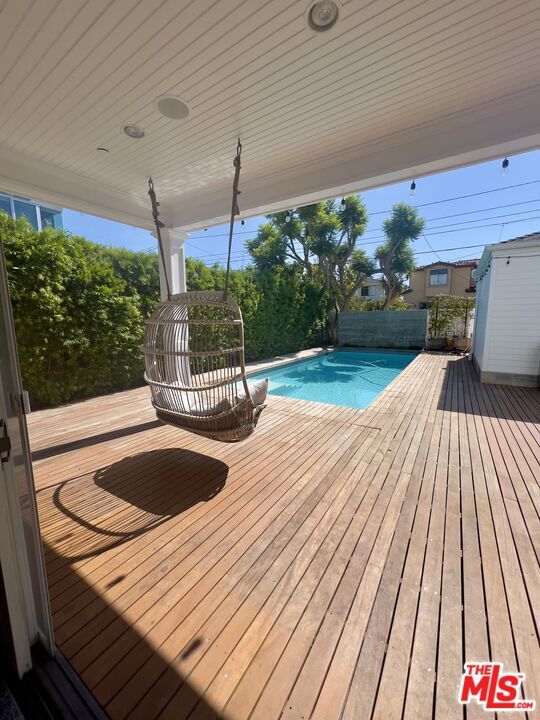 Building Photo - 1024 23rd St