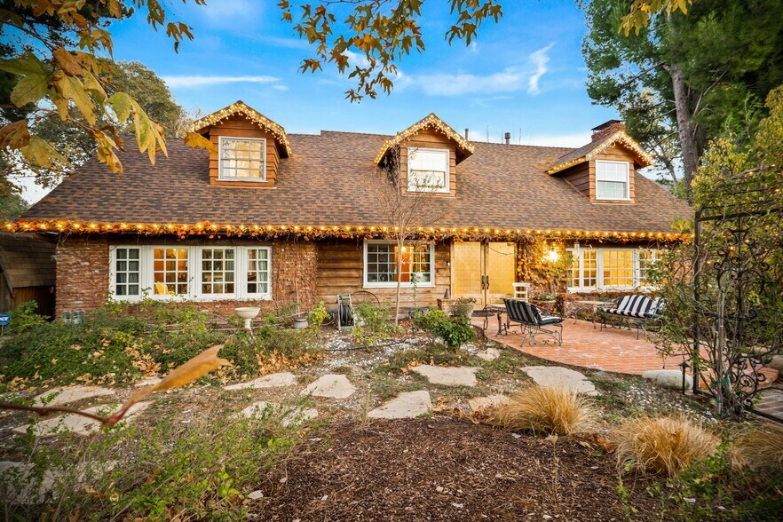 Building Photo - 25736 Punto de Vista Dr