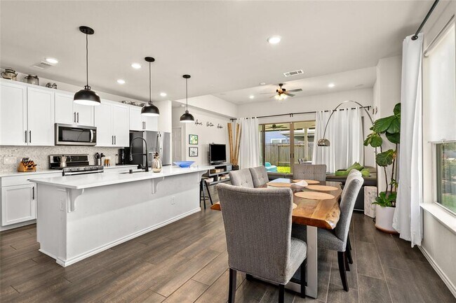 Building Photo - 3415 Ovids Orchard Dr