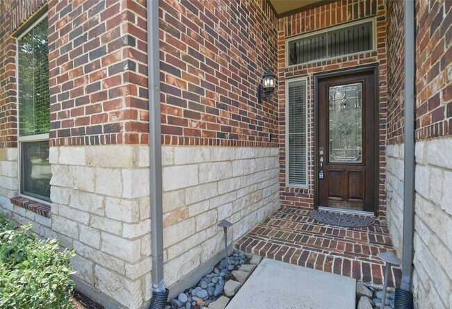 Building Photo - 12218 Valley Lodge Pkwy