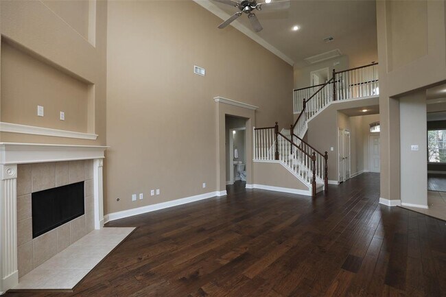 Building Photo - 9603 Red Rugosa Dr