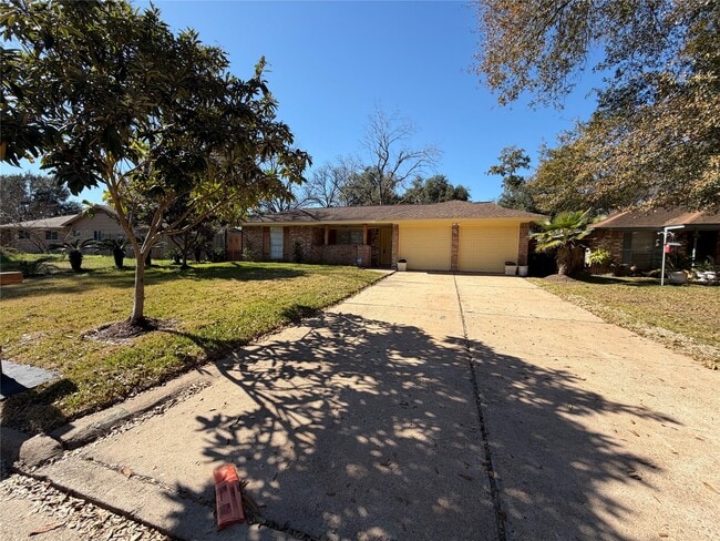 Building Photo - 9227 Vanwood St