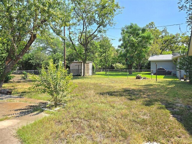 Building Photo - 8309 Burrell Dr