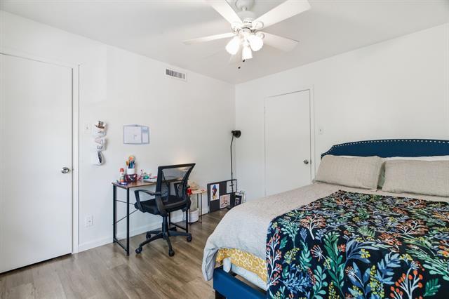 Building Photo - 10566 High Hollows Dr