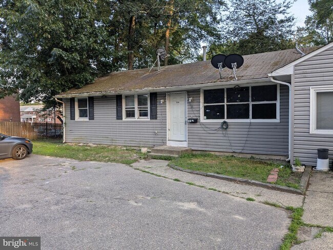 Primary Photo - 100 Blackwood Clementon Rd-100