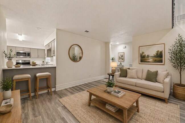 Building Photo - 13431 Clarewood Dr