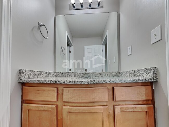 Building Photo - 4003 Paddle Wheel Ln
