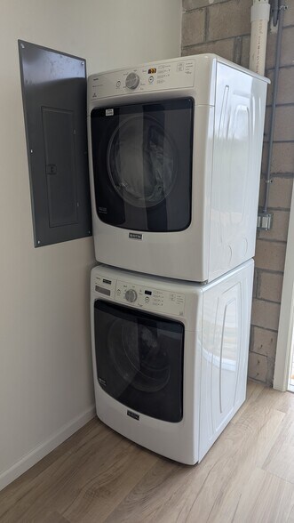 Building Photo - 1335 Churchill Rd