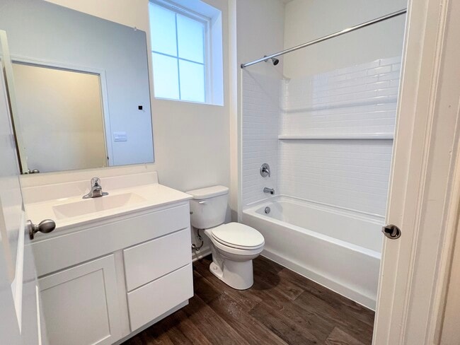 Building Photo - 6308 Juniper Dr