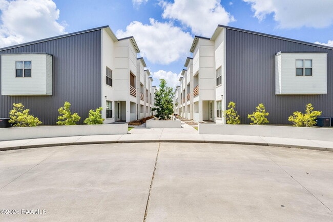 Building Photo - 124 Canvasback Dr