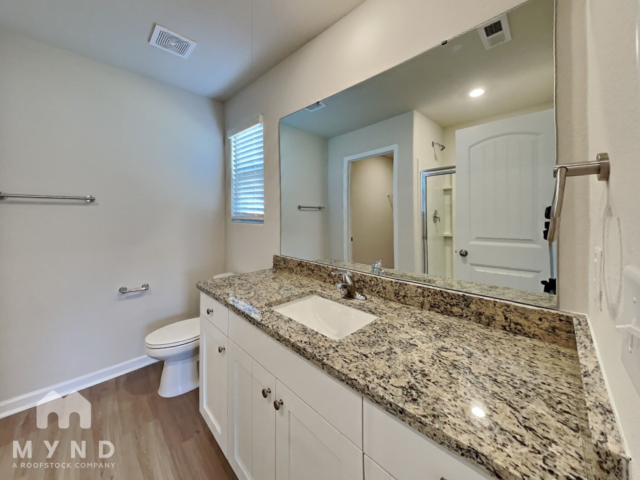 Building Photo - 293 Royal Mdw Dr