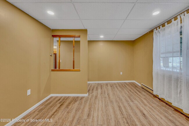 Building Photo - 601 Dean St