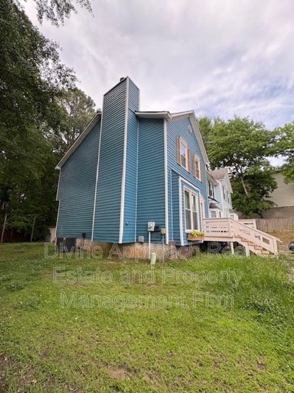 Building Photo - 830 Jamestown Manor Park