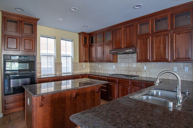 Building Photo - 749 Batista Dr
